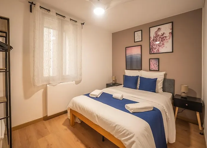 Oiqia • Solis • Azur Apartment