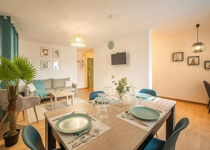 Oiqia • Solis • Azur Apartment *